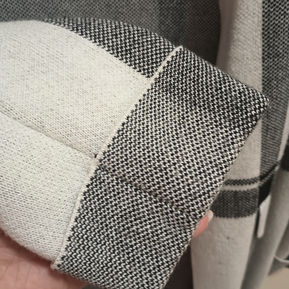 Elle Elegant Black and Cream Checkered Cardigan Size XL✨ - Picture 6 of 8